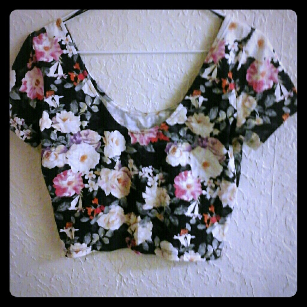 Forever 21 Crop top